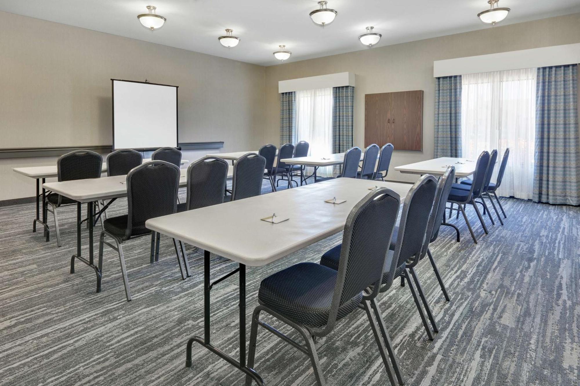 Hampton Inn & Suites Childress Esterno foto